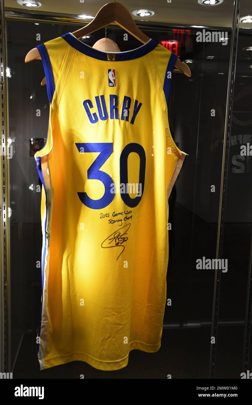 Stephen Curry - Golden State Warriors - Opening Night Game-Worn