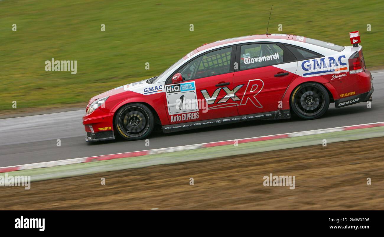 Fabrizio Giovanardi racing in the Vauxhall Vectra for VX Racing at ...