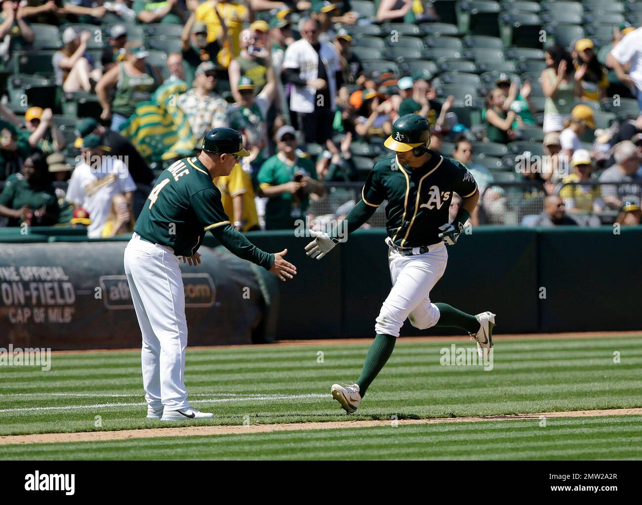 Chad Pinder doubles of Minute Maid Park roof