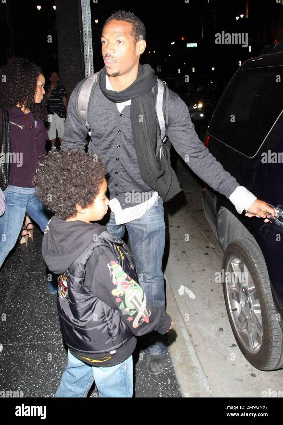 Damon Wayans and family leave the restaurant Katsuya after a family night out. Los Angeles, CA. 4/30/09. Stock Photo