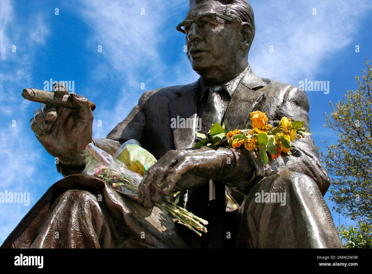 Steelers Chairman Dan Rooney Dead At 84