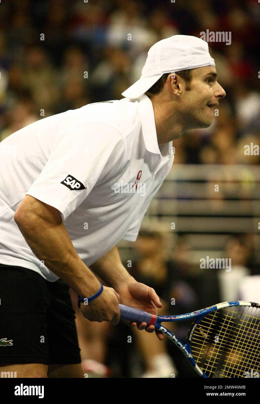 Andy Roddick competes on the court at the Advanta World TeamTennis (WTT ...