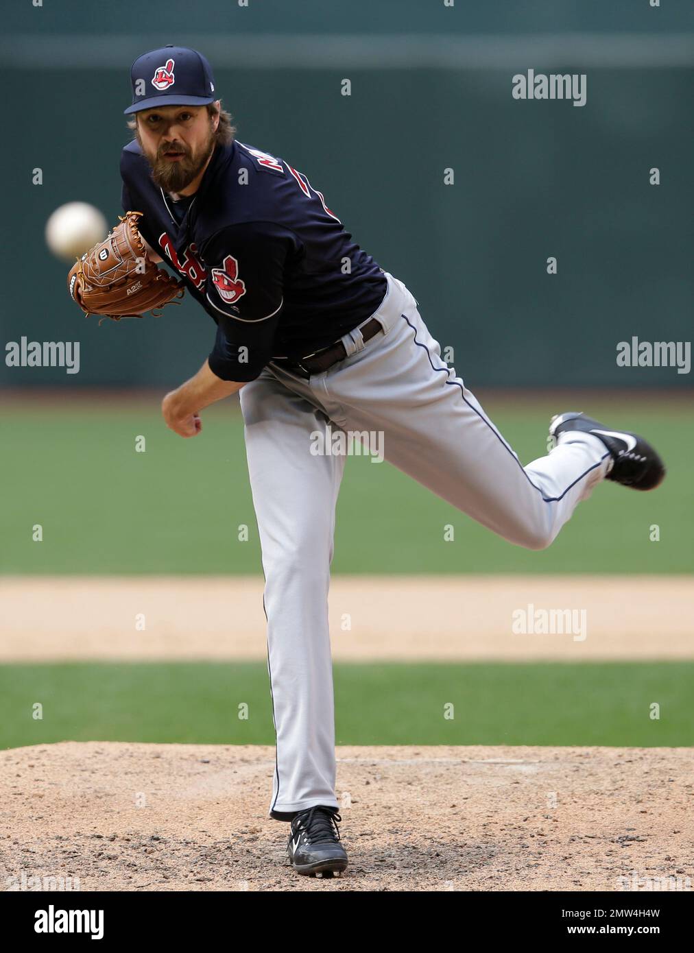 Cleveland Indians relief pitcher Andrew Miller (24) in the eighth ...