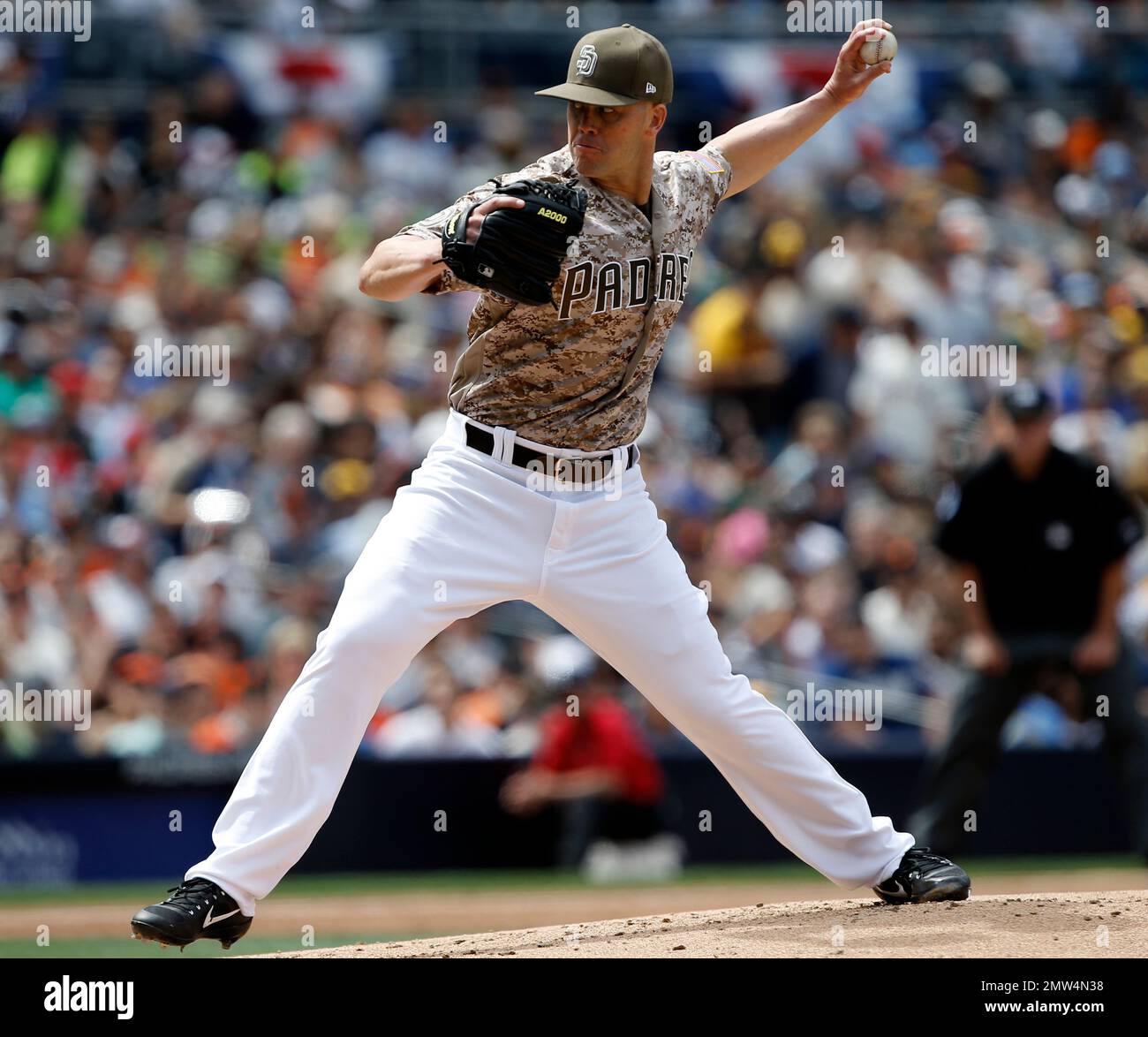 May 12, 2010; San Francisco, CA, USA; San Diego Padres starting pitcher  Clayton Richard (33) before the game against the San Francisco Giants at  AT&T Park. San Diego defeated San Francisco 5-2 Stock Photo - Alamy