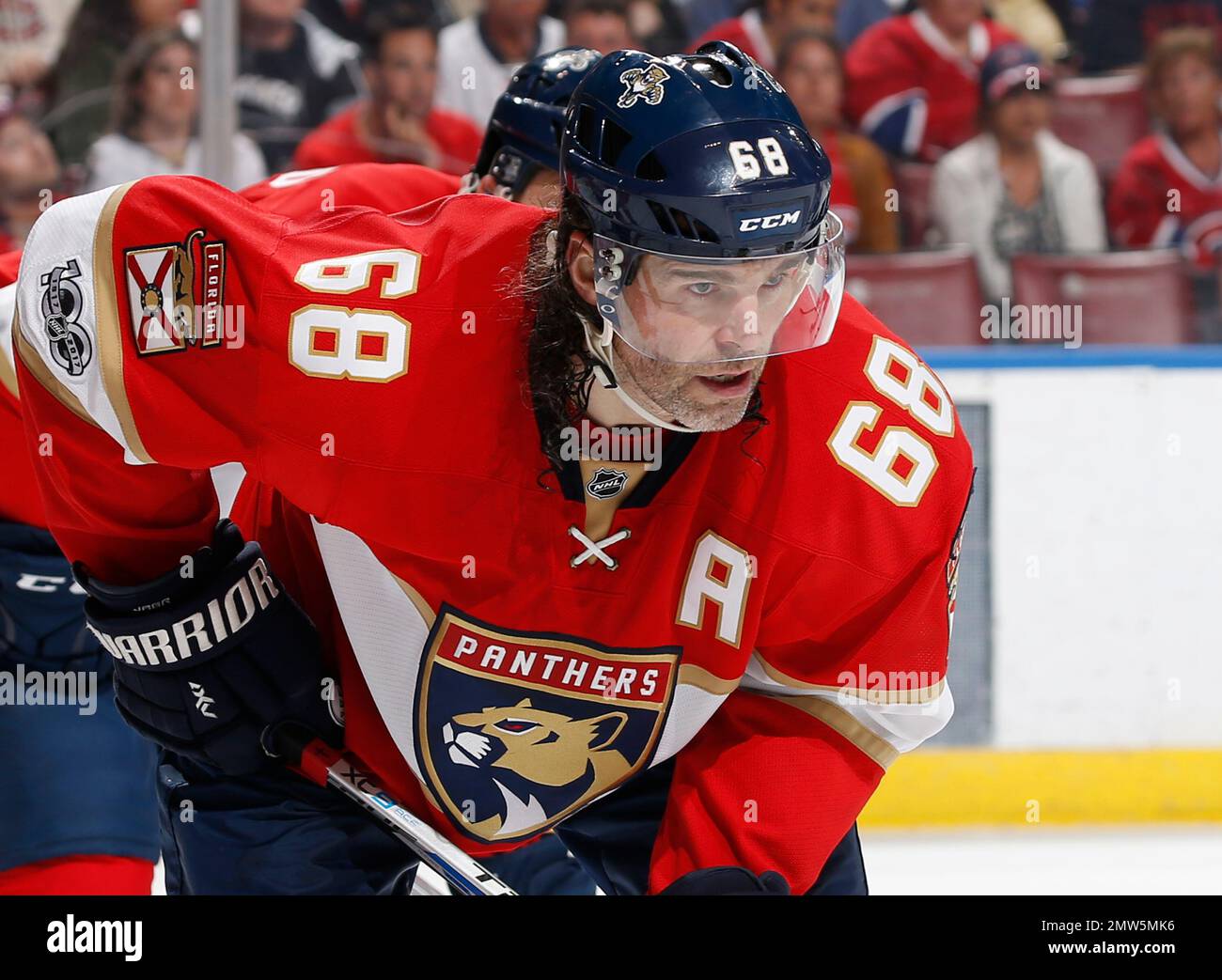 Montreal Canadiens defenceman Andrei Markov (79) ties up Florida Panthers  right wing Jaromir Jagr (68) during second period NHL hockey action in  Montreal, Thursday, March 30, 2017. THE CANADIAN PRESS/Ryan Remiorz Stock  Photo - Alamy