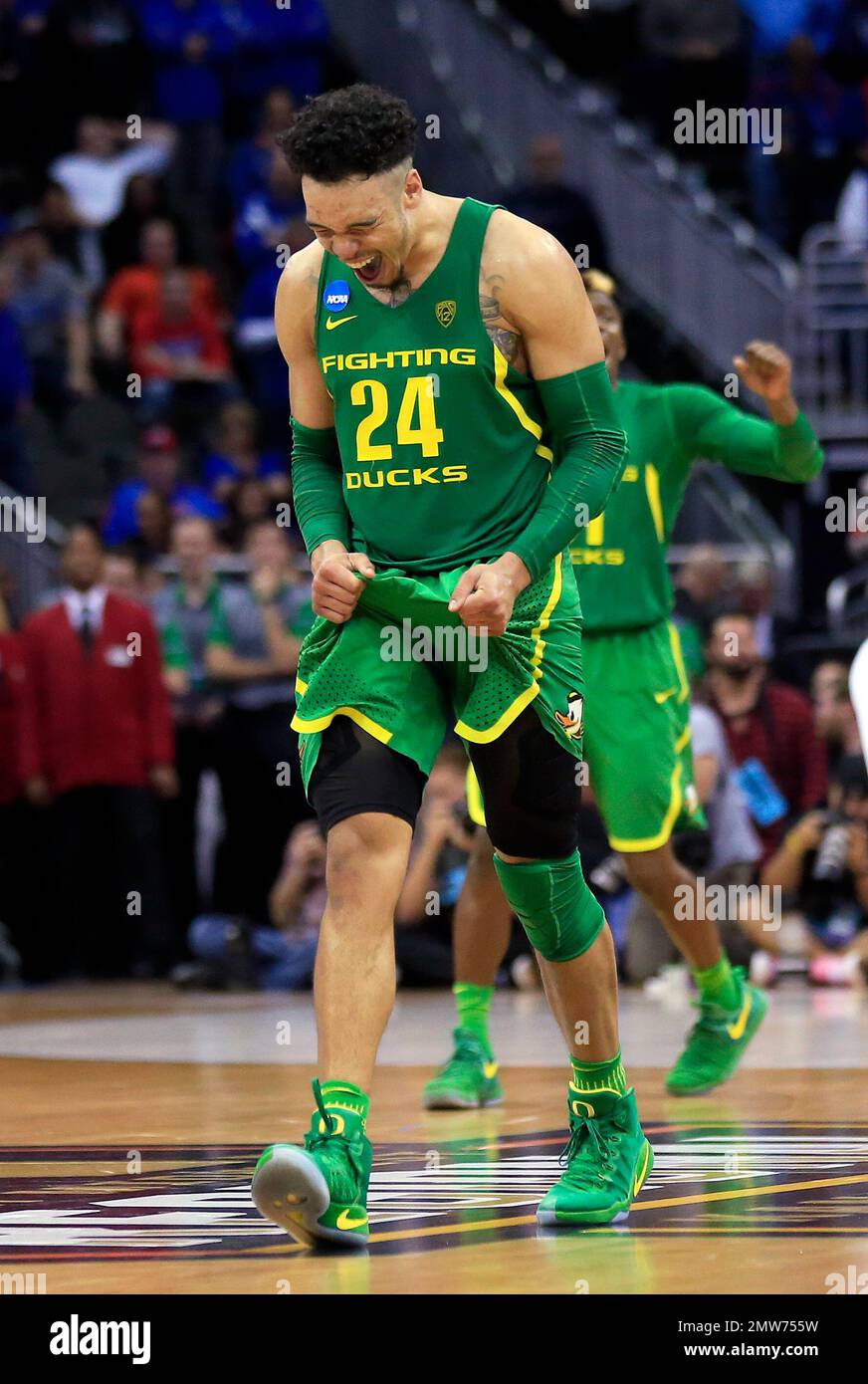 Oregon forward Dillon Brooks celebrates at the end of the team's