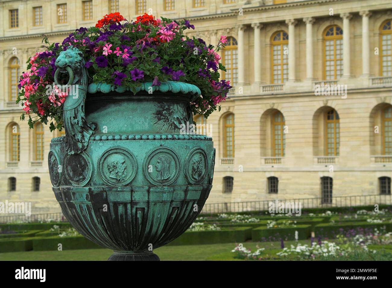 Escultura de bronce barroco hi-res stock photography and images - Alamy