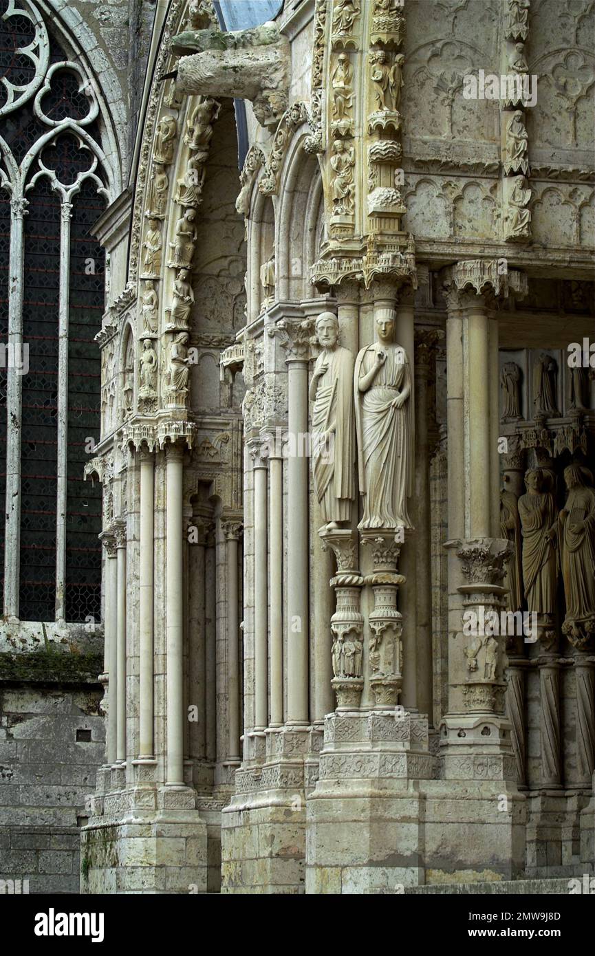 Chartres Francja, France, Frankreich, Cathédrale Notre-Dame, Cathedral of Our Lady, Kathedrale, Katedra, Side north facade; Nordseite, Portal fragment Stock Photo