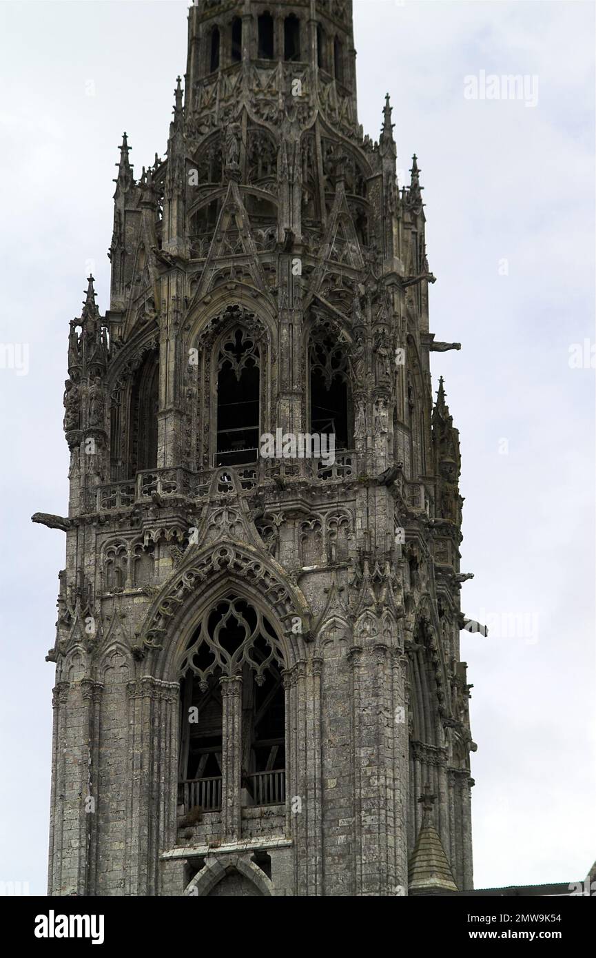 Chartres Francja France Frankreich, Cathédrale Notre-Dame, Cathedral of Our Lady, Kathedrale, Late Gothic north tower fragment, Spätgotischer Nordturm Stock Photo