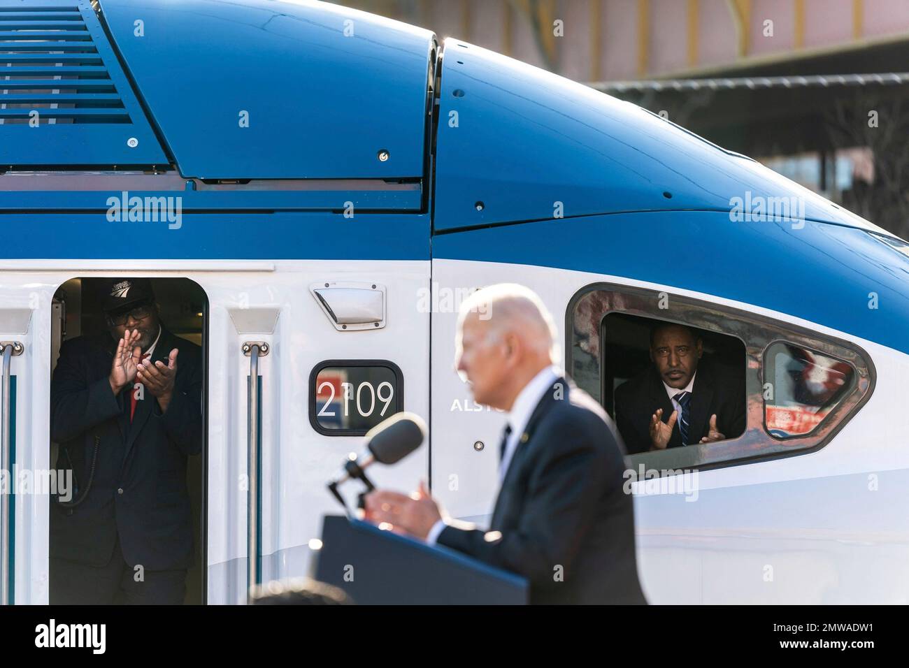 Baltimore, United States of America. 30 January, 2023. Amtrak employeee applaud as U.S President Joe Biden announces the replacement of the 150-year-old Baltimore and Potomac Tunnel at the Falls Road Amtrak maintenance building, January 30, 2023 in Baltimore, Maryland.  Credit: Adam Schultz/White House Photo/Alamy Live News Stock Photo