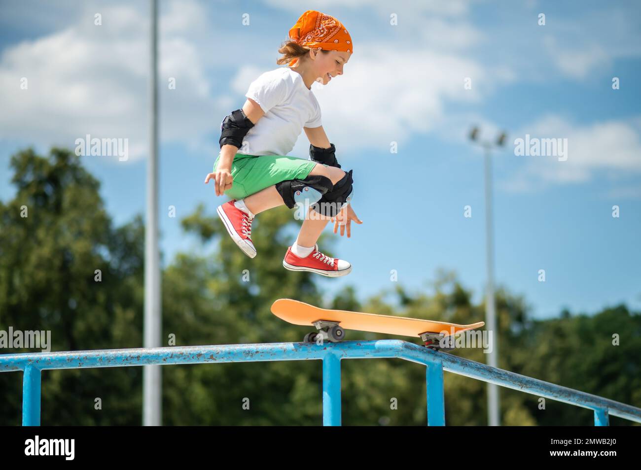 Protective gear skateboard hi-res stock photography and images - Alamy