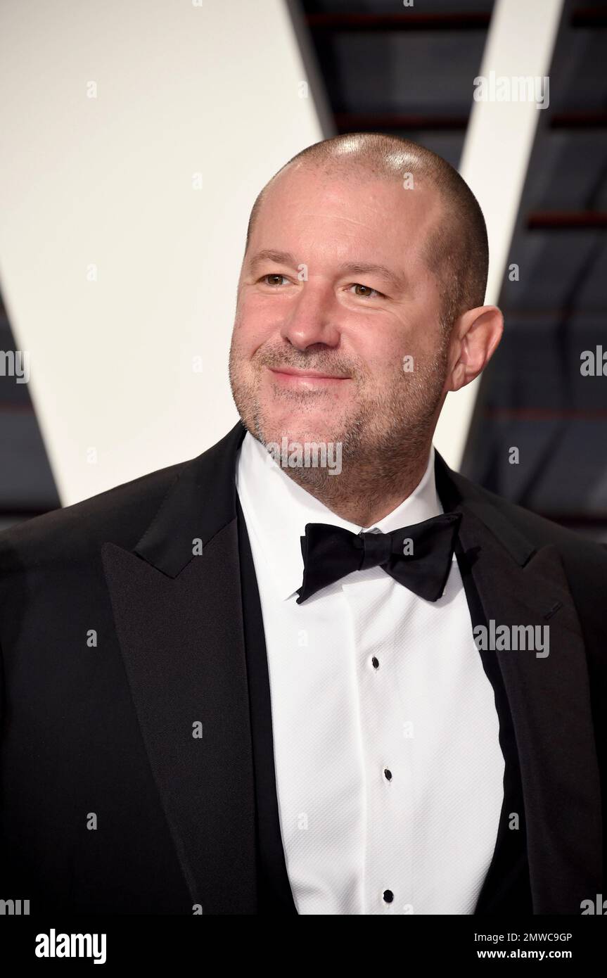 Jonathan Ive arrives at the Vanity Fair Oscar Party on Sunday, Feb. 26, 2017, in Beverly Hills, Calif. (Photo by Evan Agostini/Invision/AP) Stock Photo
