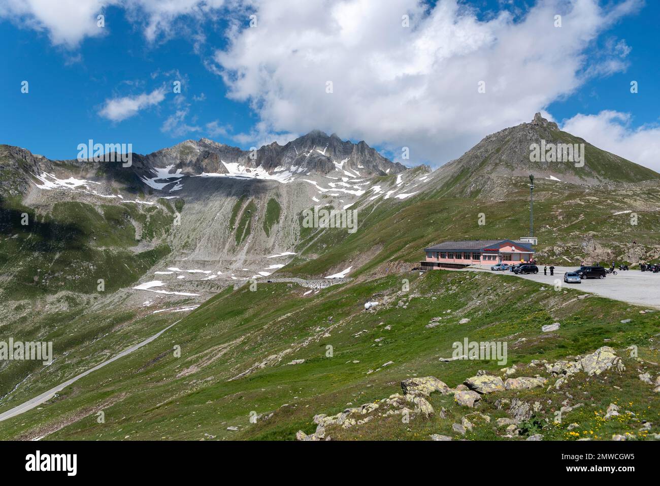 Alpine panorama near the Nufenen Pass with the mountains Pizzo Gallina and Chilchhorn, Ulrichen, Valais, Switzerland Stock Photo