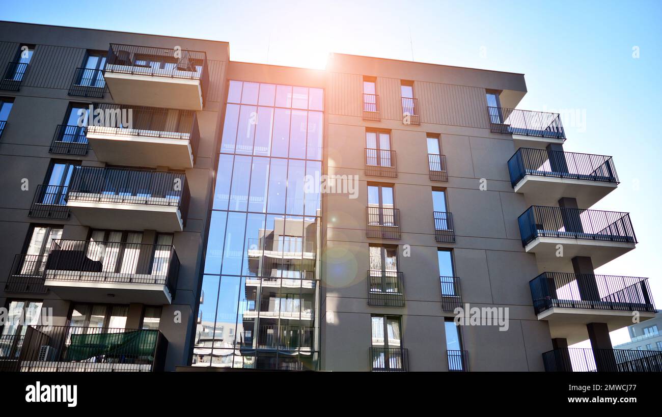 A closer look at Glass And Glazed Apartment Designs