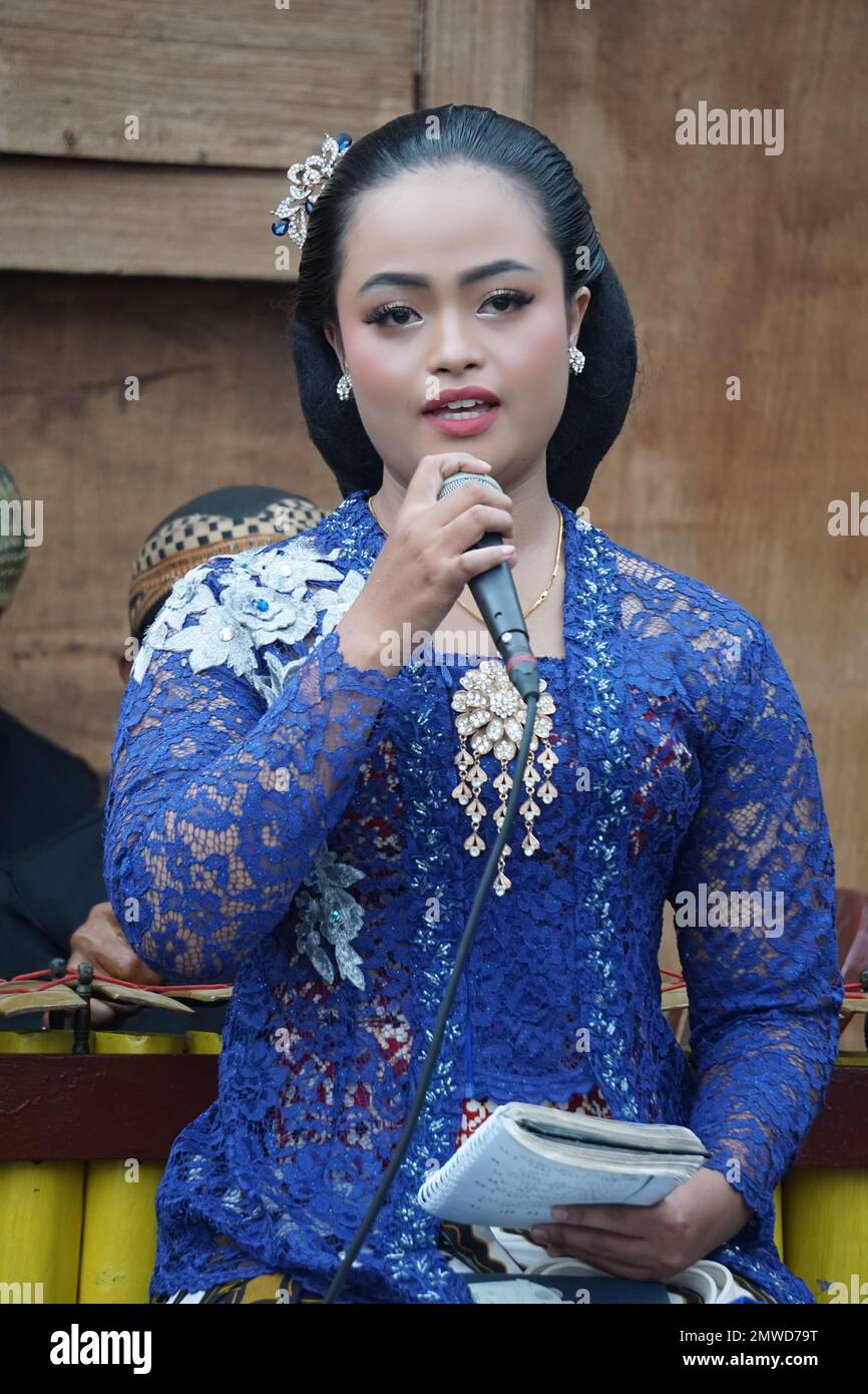 The sinden (Javanese singer traditional song) on Blitar Jadul. Blitar jadul was held for the anniversary of the city of Blitar Stock Photo