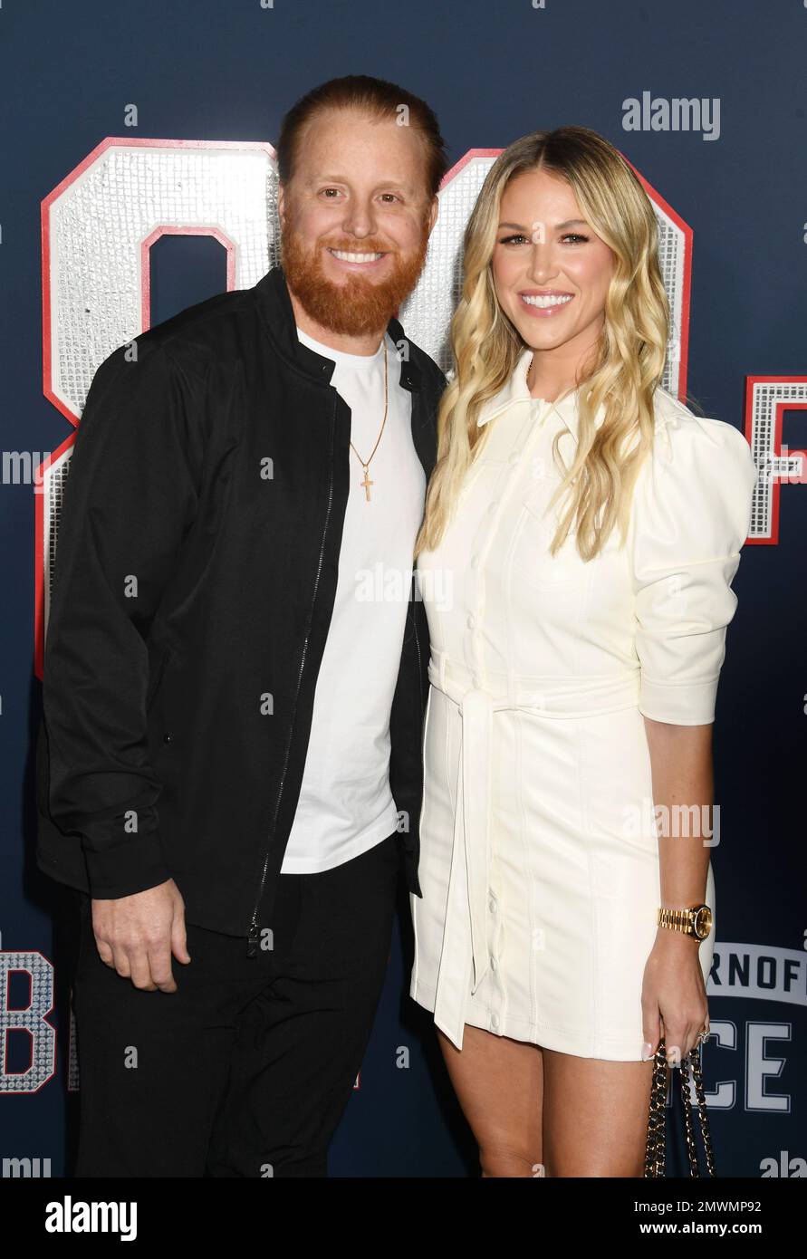 LOS ANGELES, CALIFORNIA - JANUARY 31: (L-R) Justin Turner and Kourtney ...