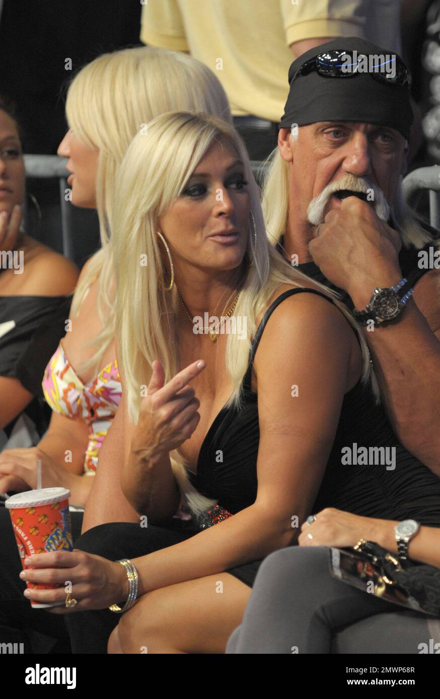 SUNRISE - FL - OCTOBER 04: (EXCLUSIVE COVERAGE) is the Hulk AKA Terry Gene Bollea engaged to girlfriend Jennifer McDaniel? Jennifer was seen sporting what looked like a huge engagement ring at the Kimbo Slaice mixed-martial-arts fight (Vancover Sun) Prior to Saturday night, only the most hardcore mixed-martial-arts fans had any idea who Seth Petruzelli was. That all changed 14 seconds into his showdown with Kimbo Slice at Elite XC: Heat. Petruzelli (11-4), who was a last-minute replacement for MMA legend Ken Shamrock against Slice (3-1), took advantage of his opportunity of a lifetime. Just Stock Photo