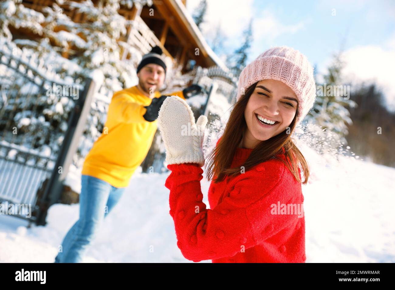 Playing snowballs hi-res stock photography and images - Alamy