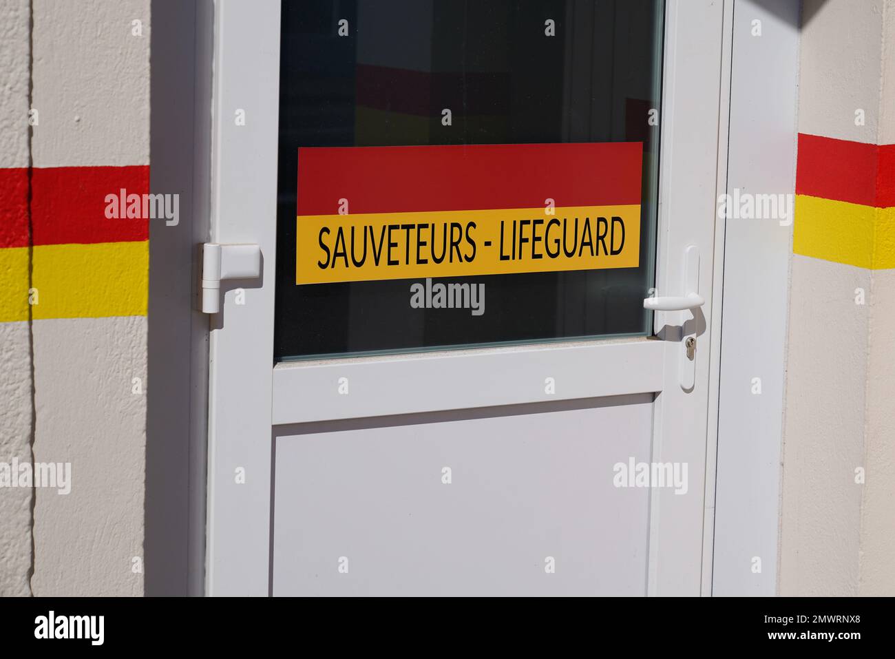 sauveteurs french text means Lifeguard on door entrance hut on Beach ...