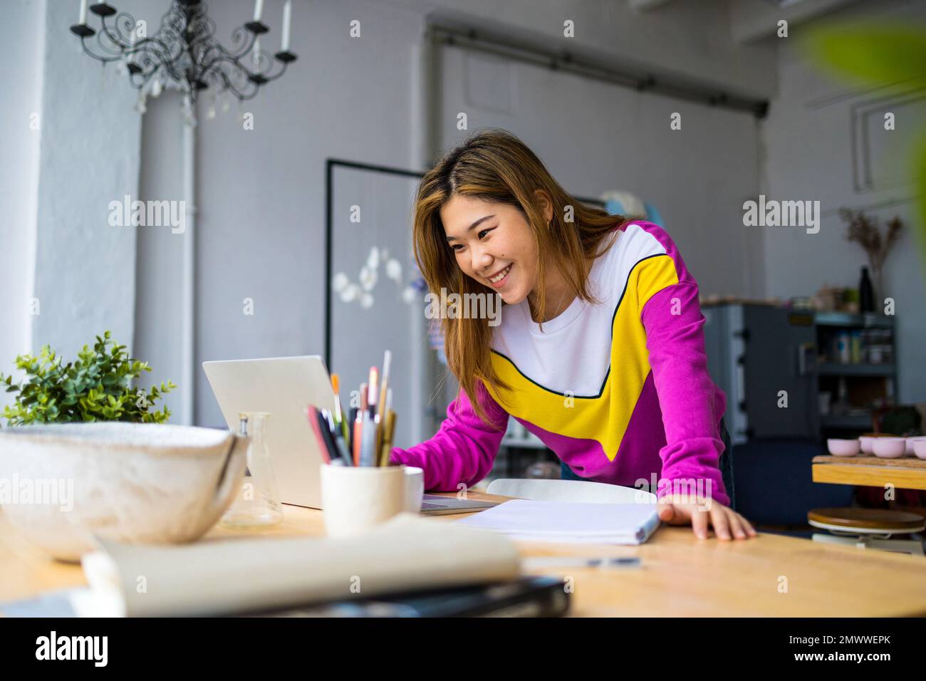 Loft office hi-res stock photography and images - Alamy