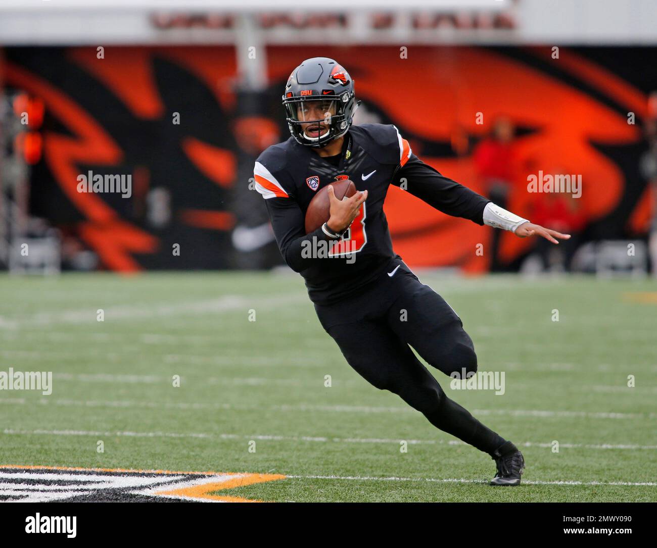 Oregon State quarterback Marcus McMaryion in the first half of an NCAA