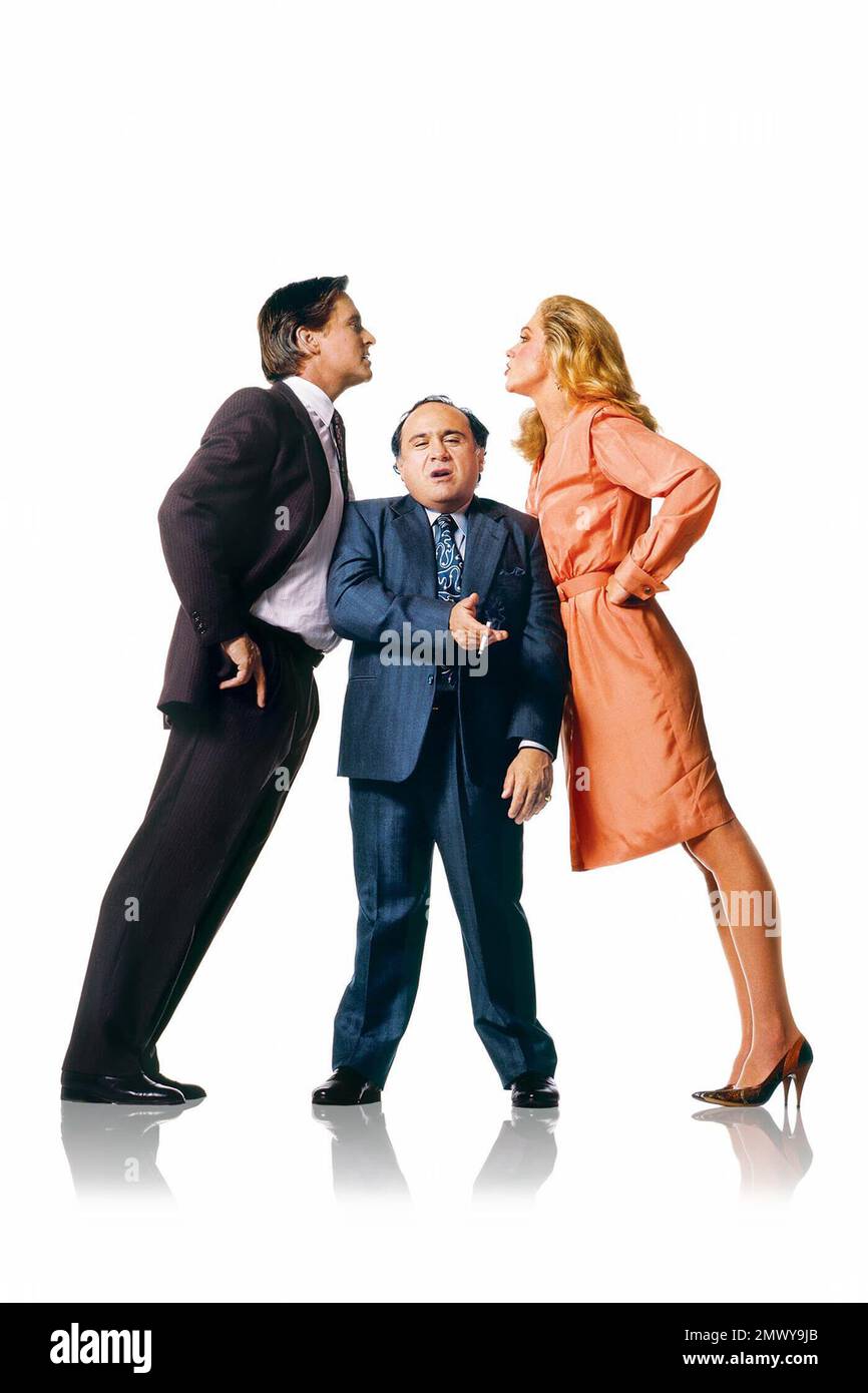 KATHLEEN TURNER, MICHAEL DOUGLAS and DANNY DEVITO in THE WAR OF THE ROSES (1989), directed by DANNY DEVITO. Credit: 20TH CENTURY FOX / Album Stock Photo