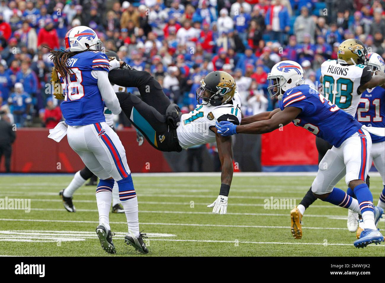 Buffalo Bills cornerback Ronald Darby (28) and Jonathan Meeks (36