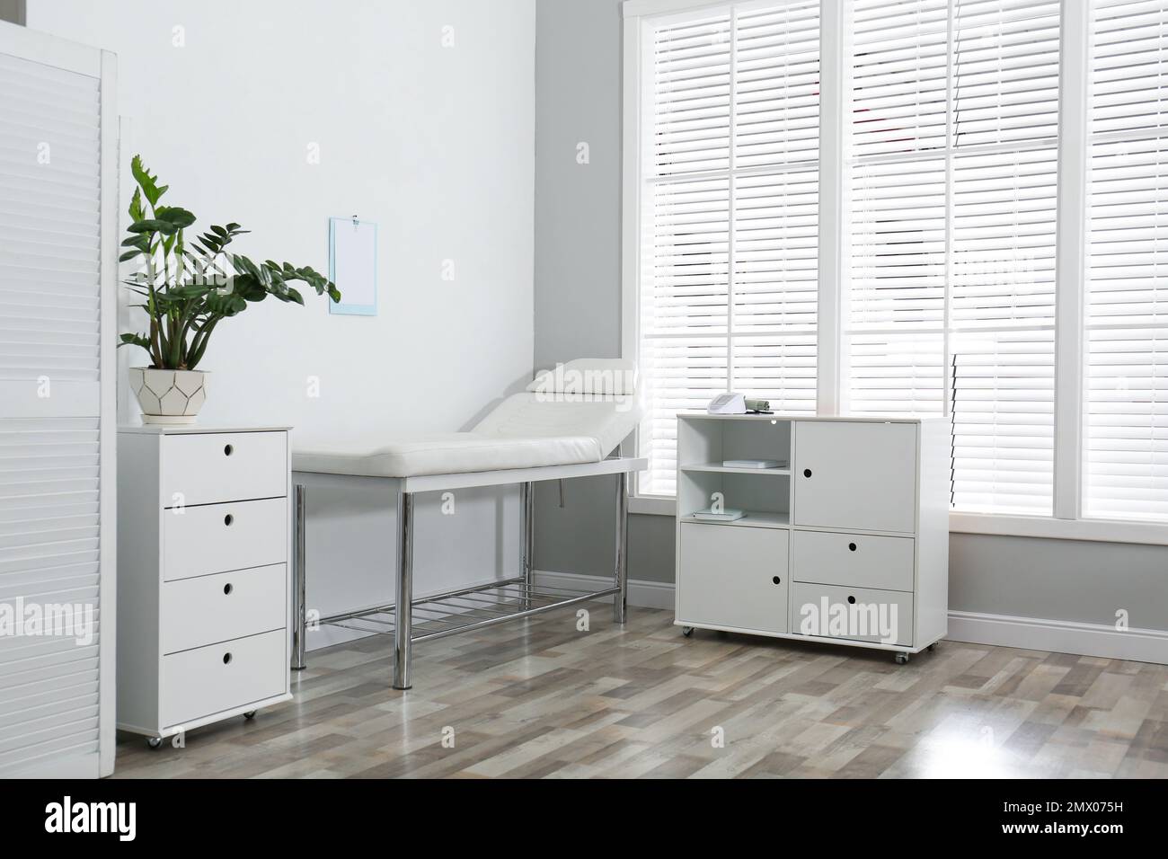 Medical office interior hi-res stock photography and images - Alamy