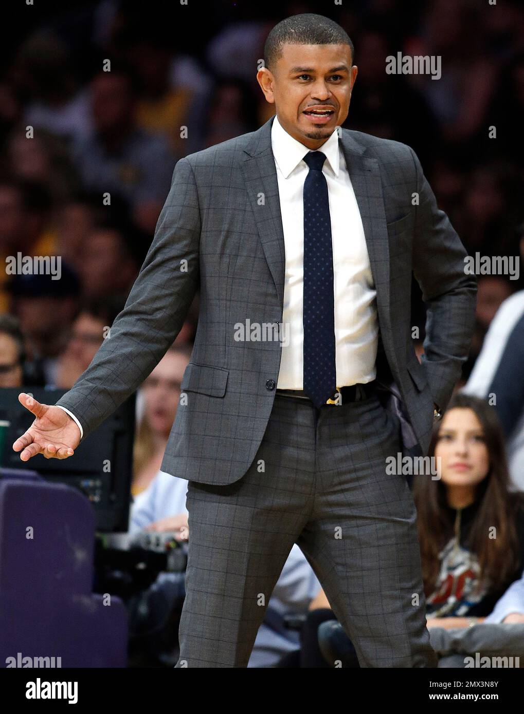 Suns coach Earl Watson has suit game but would be for sweats, sneakers