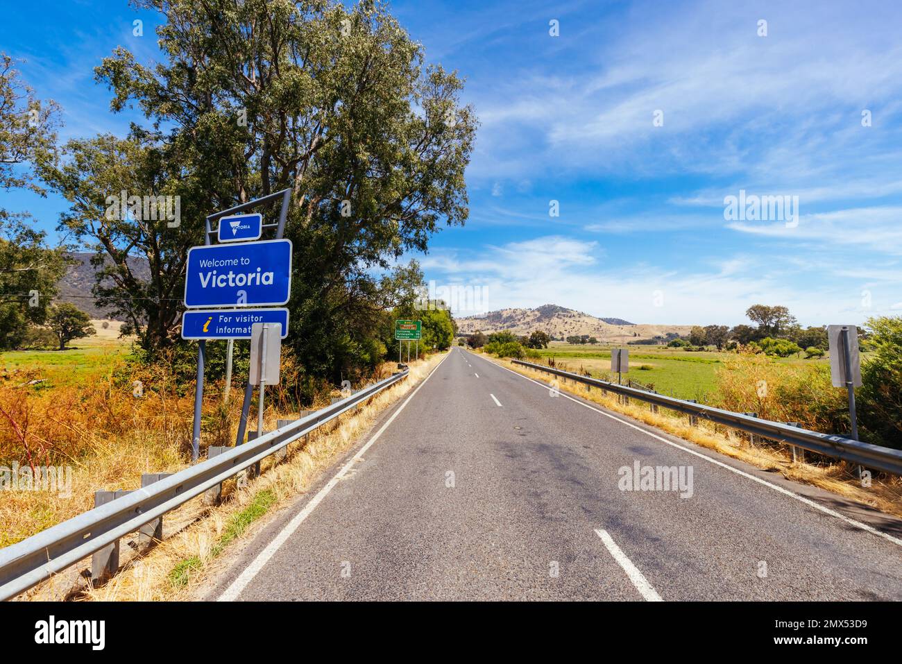 Vic NSW Border in Australia Stock Photo Alamy