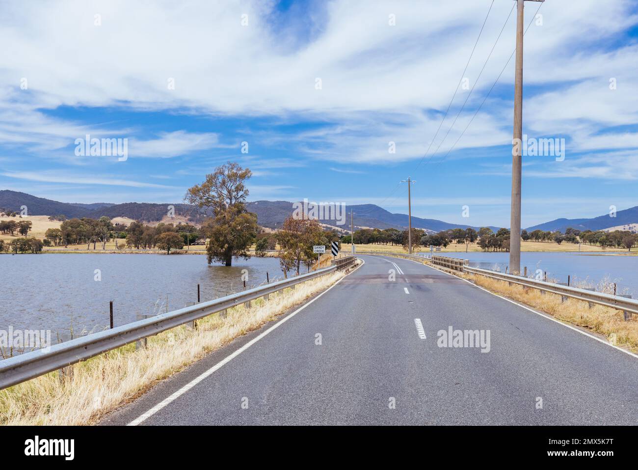 Murray Valley Hwy in Australia Stock Photo Alamy