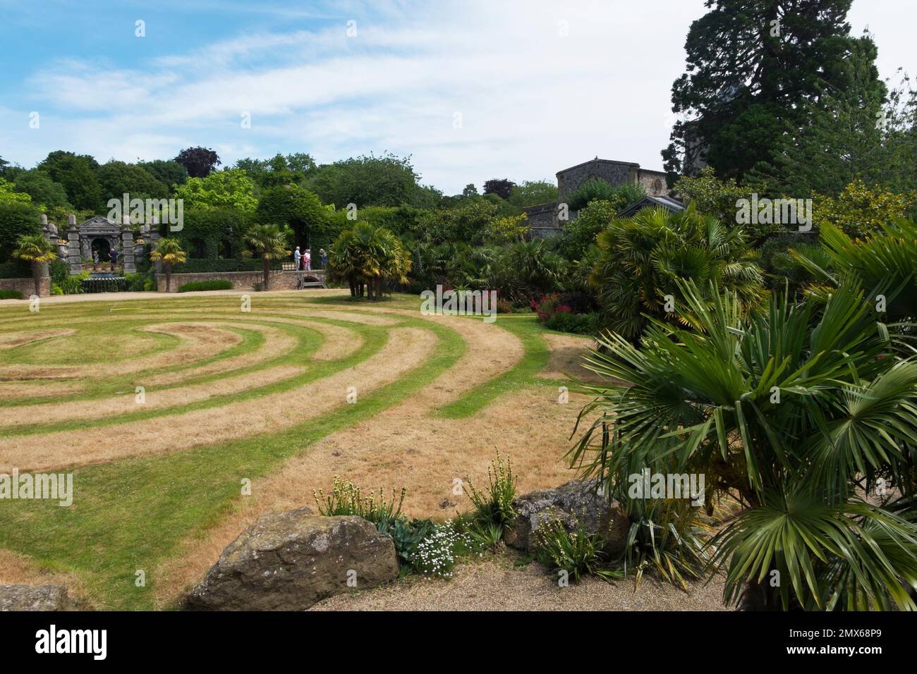 Grass labyrinth with Oberon’s Palace, a structure based on one of Inigo Jones’ set-designs for Prince Henry’s Masque on New Year’s Day 1611, Arundel Stock Photo