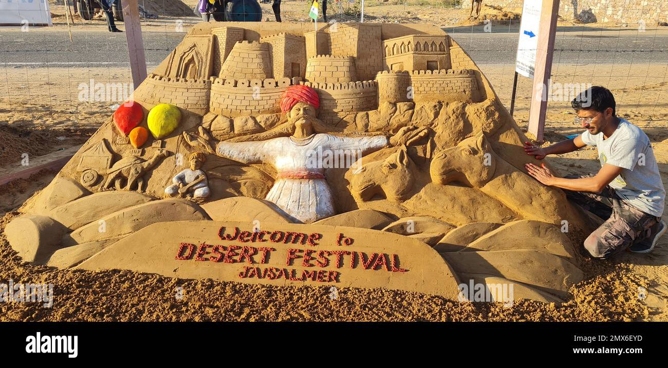 Sand artist ajay rawat hires stock photography and images Alamy