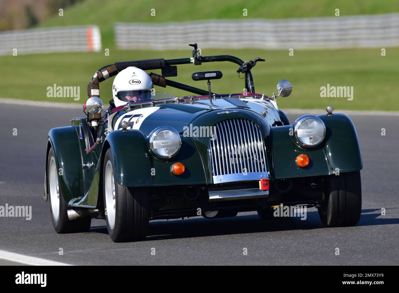 Simon Sherry, Morgan Plus 8, Morgan Challenge, two twenty minute races ...