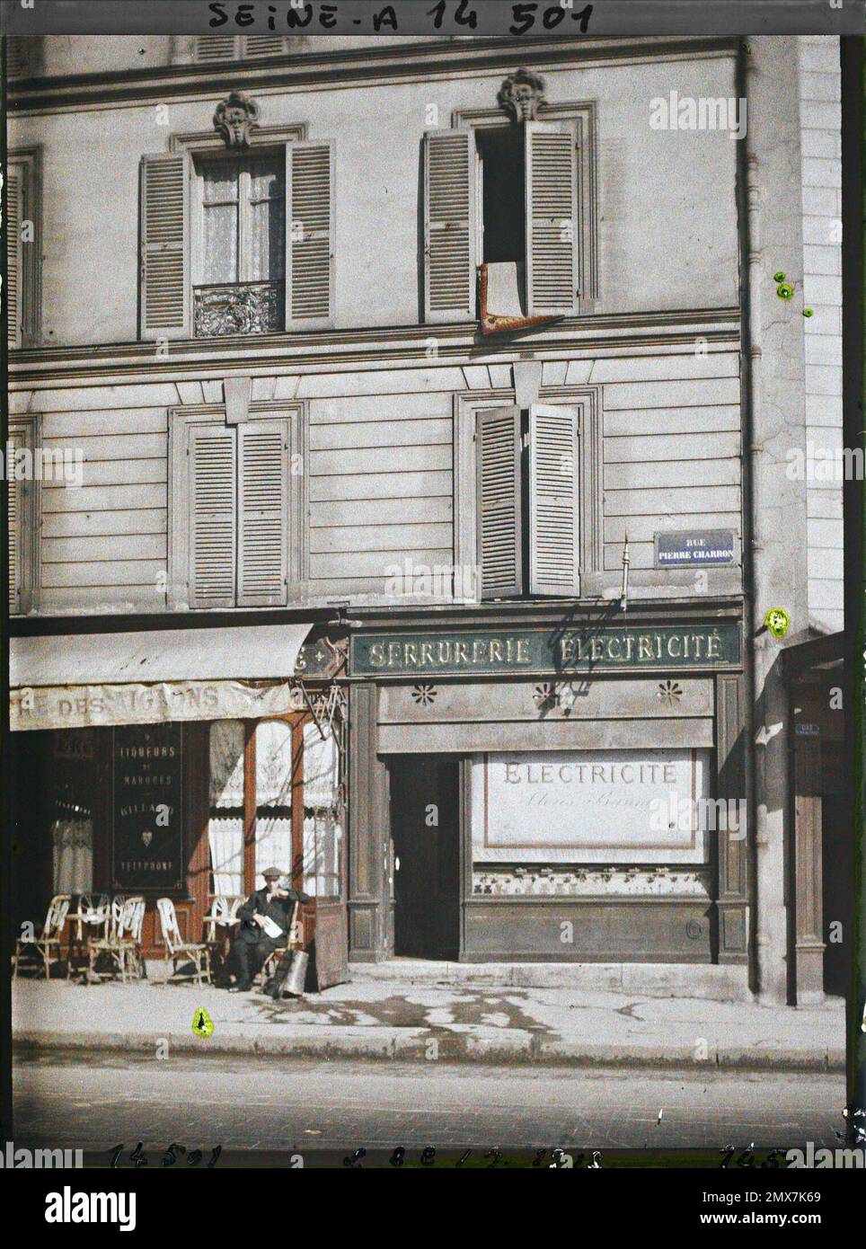 Paris (16th arr.), France Plate