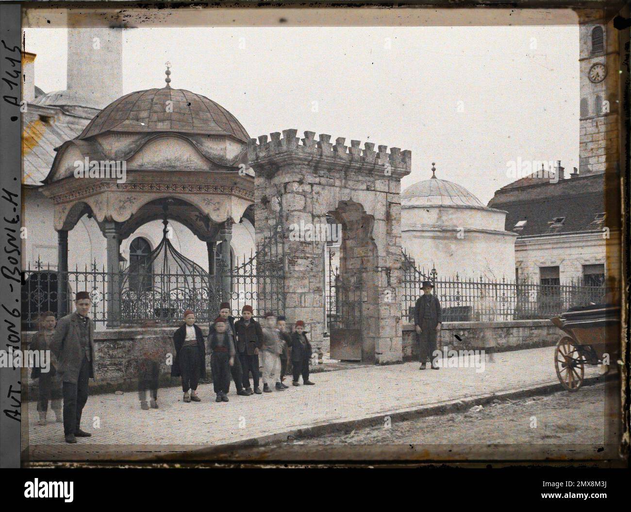 Banja Luka, Bosnia and Herzegovina Mosque in Wood Minaret [De Ferhat (Ferhadija)] , 1912 - Balkans, Italy - Jean Brunhes and Auguste Léon - (October 13 - 27) Stock Photo