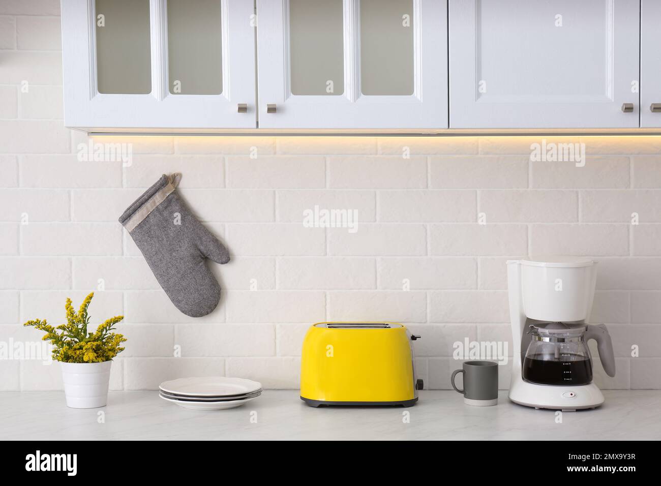 SMEG kettle with white kitchen background Stock Photo - Alamy