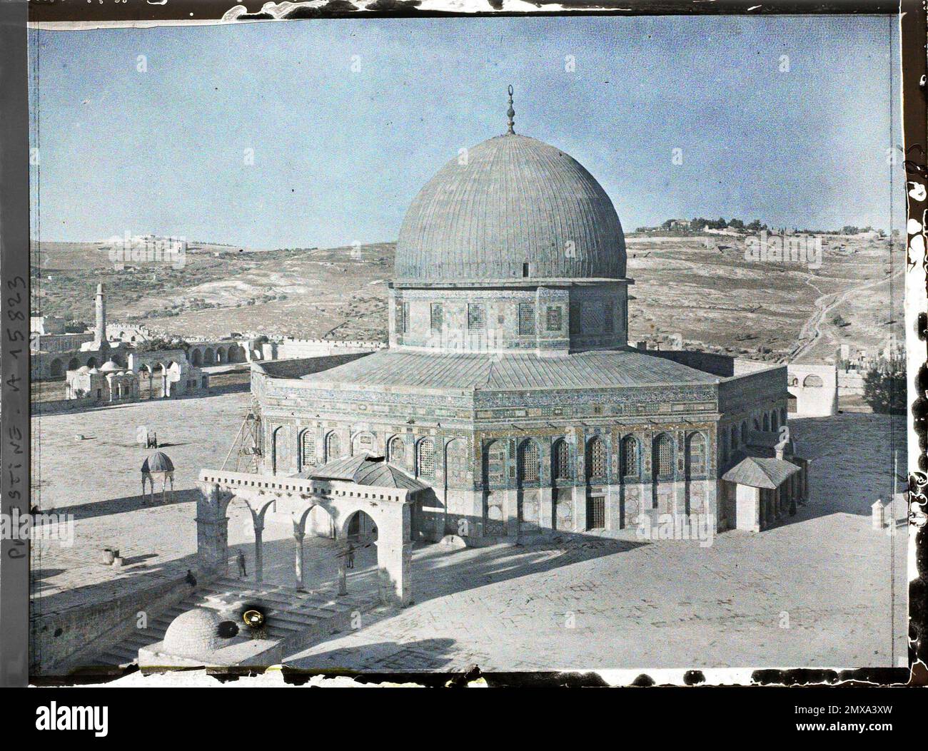 (French - Jérusalem , Palestine Le Dôme du Rocher ( Qubbat al Sakhra )). Stock Photo