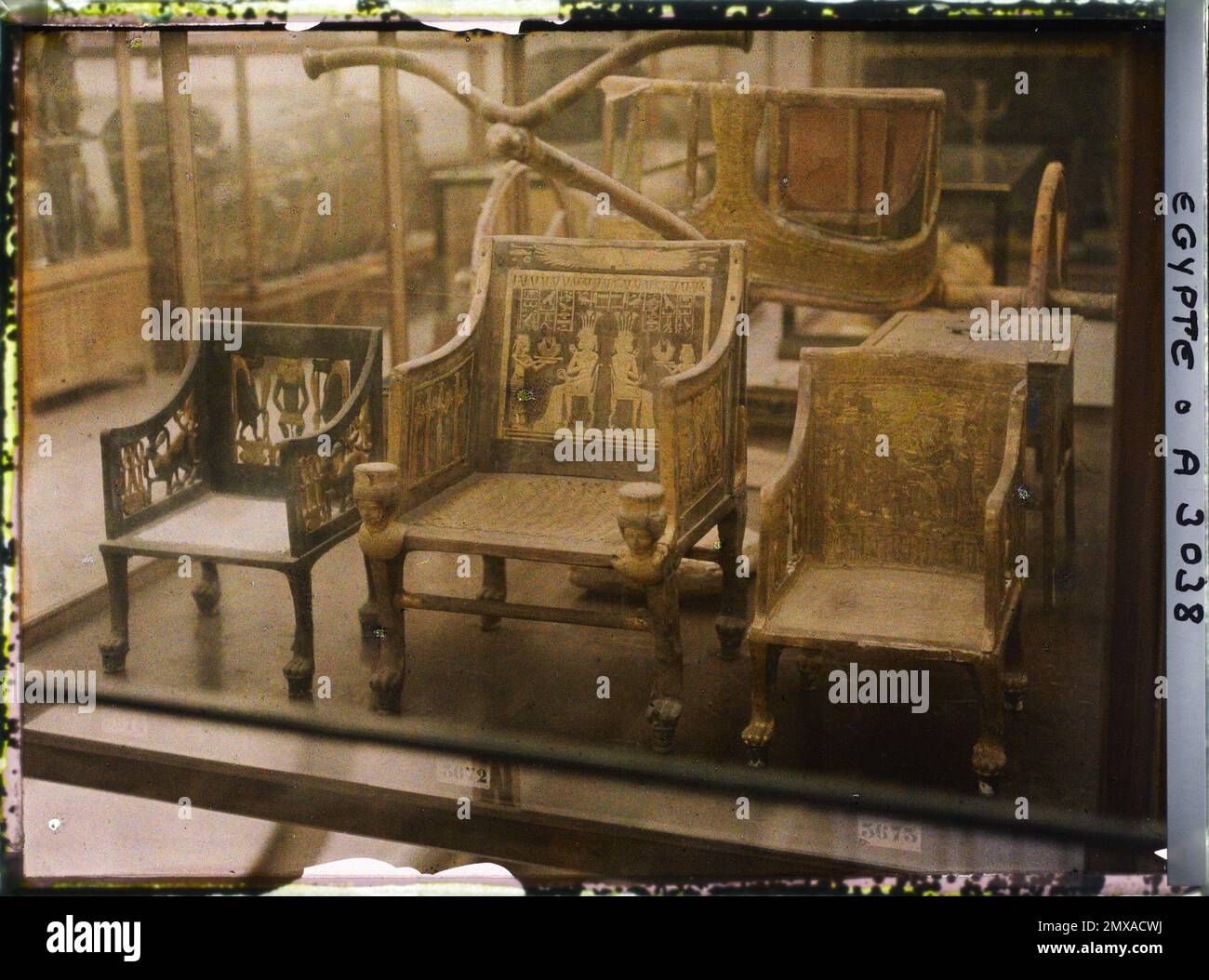 Cairo, Egypt, Funéraire Furniture Africa of Touânkhamon , 1914 - Egypt - Auguste Léon - (January -February) Stock Photo