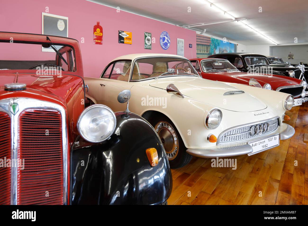 アンティーク ホーローサイン DKW デーカーヴェー 英国 110A アンティーク ホーローサイン DKW デーカーヴェー 英国 110A