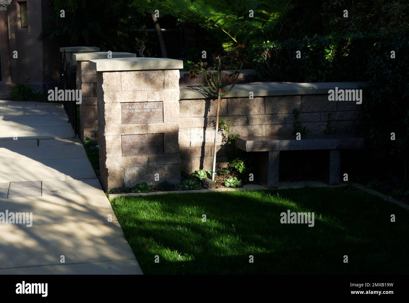 Los Angeles, California, USA 31st January 2023 A general view of atmosphere of Comedienne Fanny Brice's Grave at Pierce Brothers Westwood Village Memorial Park Cemetery on January 31, 2023 in Los Angeles, California, USA. Photo by Barry King/Alamy Stock Photo Stock Photo