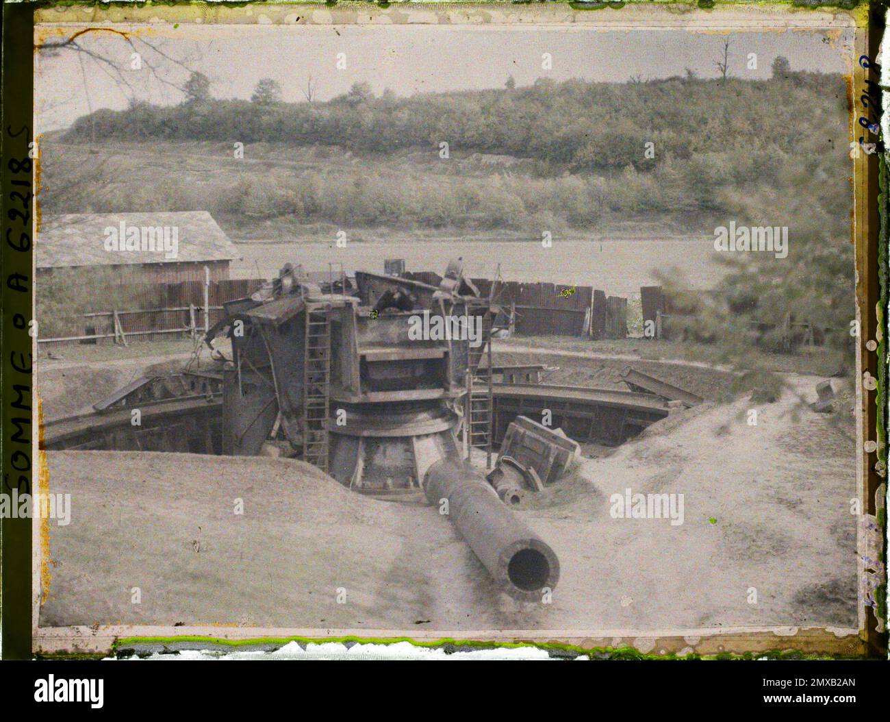 Fence cannon ruins front bombardment fortified architecture arti hires