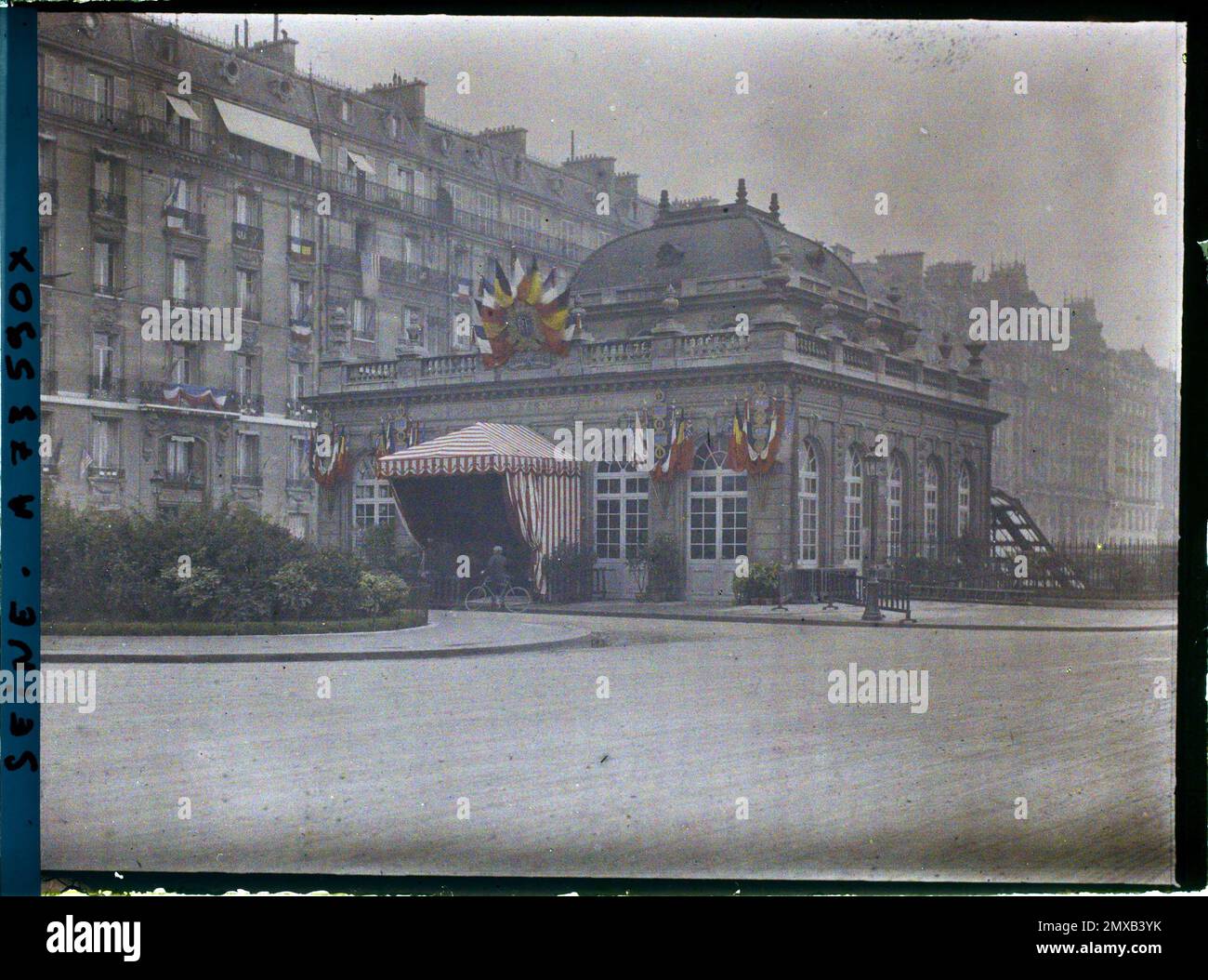 Station bois de boulogne hires stock photography and images Alamy