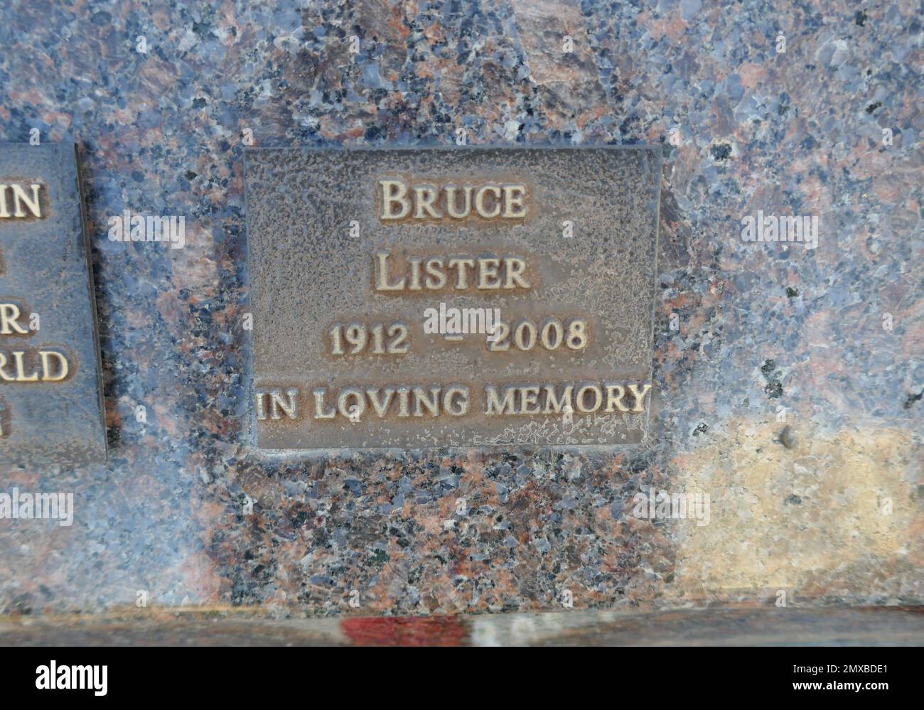 Los Angeles, California, USA 31st January 2023 A general view of atmosphere of Actor Bruce Lester's Grave at Pierce Brothers Westwood Village Memorial Park Cemetery on January 31, 2023 in Los Angeles, California, USA. Photo by Barry King/Alamy Stock Photo Stock Photo