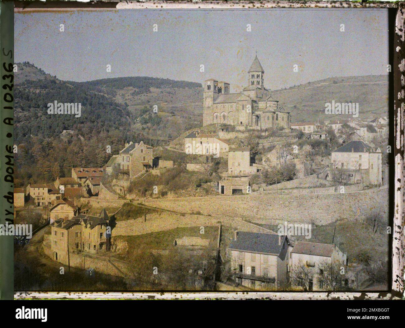 Ancien Fanion De Saint Nectaire (Auvergne, France) - Avec Blason - Vintage
