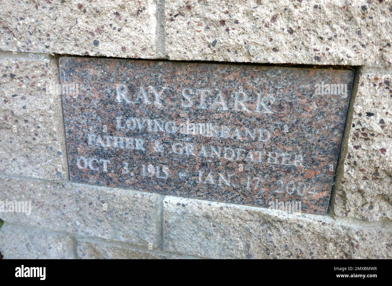 Los Angeles, California, USA 31st January 2023 A general view of atmosphere of Producer Ray Stark's Grave at Pierce Brothers Westwood Village Memorial Park Cemetery on January 31, 2023 in Los Angeles, California, USA. Photo by Barry King/Alamy Stock Photo Stock Photo