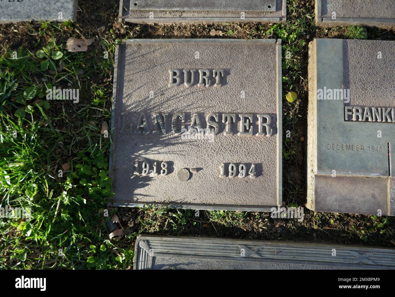 Los Angeles, California, USA 31st January 2023 A general view of atmosphere of Actor Burt Lancaster's Grave at Pierce Brothers Westwood Village Memorial Park Cemetery on January 31, 2023 in Los Angeles, California, USA. Photo by Barry King/Alamy Stock Photo Stock Photo
