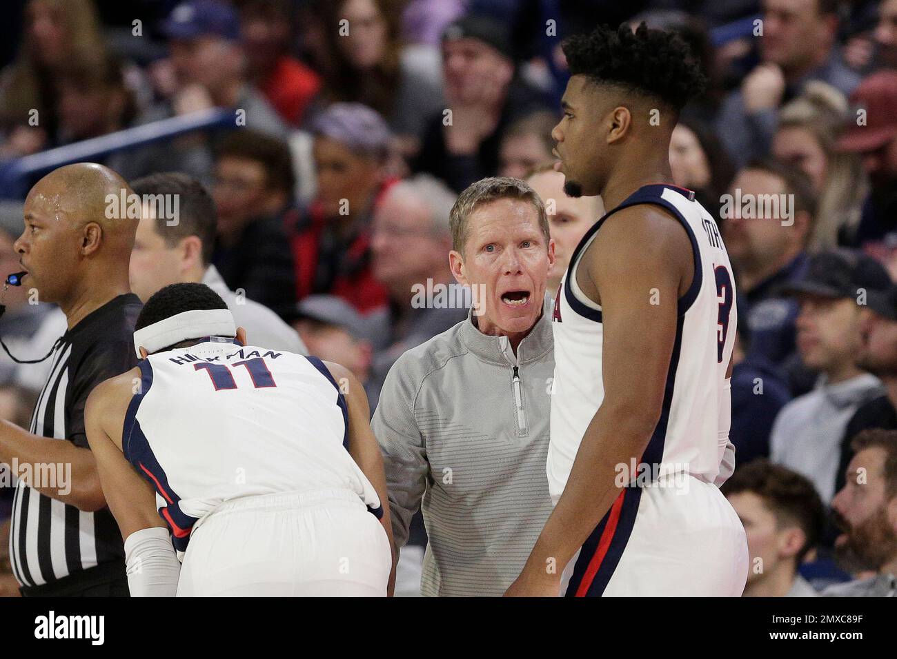 Gonzaga Head Coach Mark Few, Center, Speaks With Guards Nolan Hickman ...