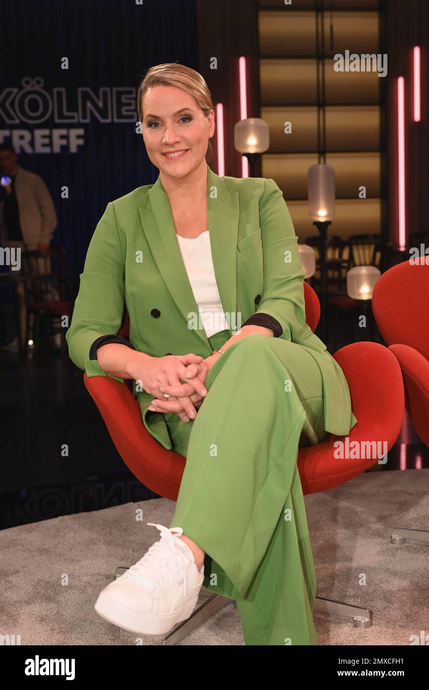 Cologne, Germany. 02nd Feb, 2023. Presenter Judith Rakers as a guest on the WDR talk show Kölner Treff Credit: Horst Galuschka/dpa/Alamy Live News Stock Photo