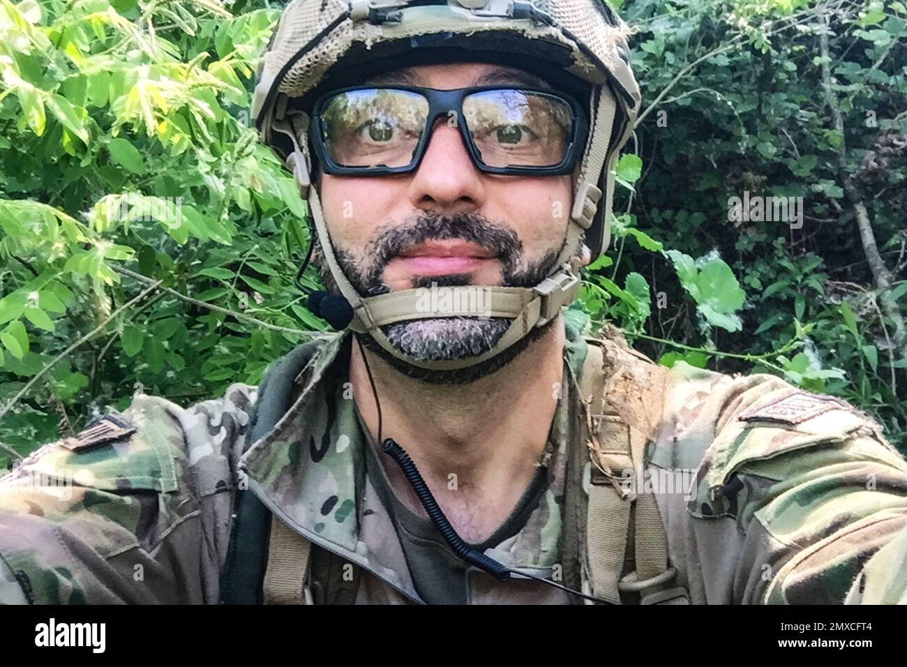 soldier selfie while he is fighting war Stock Photo Alamy